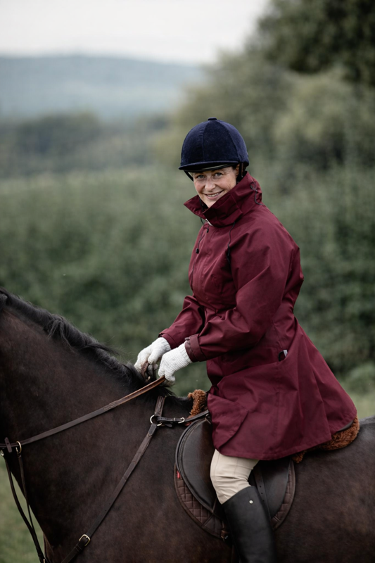 LIMITED EDITION LADIES LANACRE - BURGUNDY